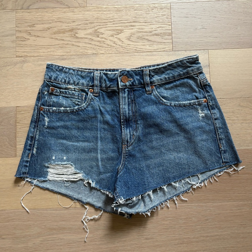 Garage Distressed Jean Shorts